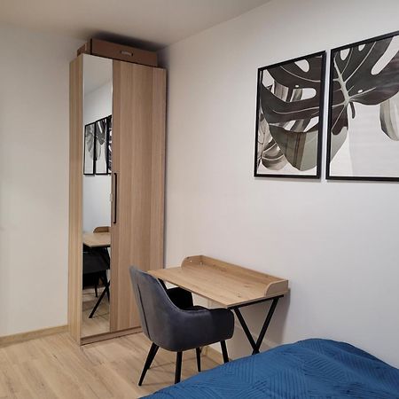 Apartament Radiostacja III Z Ogrodkiem, Parking Free غليفيتسه المظهر الخارجي الصورة